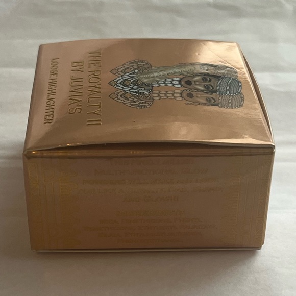 THE ROYALTY III By Juvia’s Loose Facial Highlighter - Picture 6 of 10